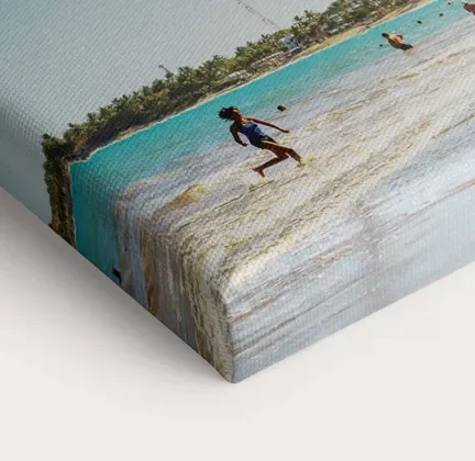 Canvas Prints material and edge detail